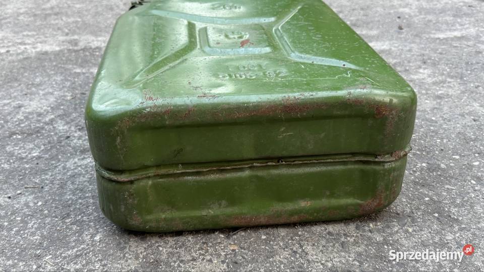 Kanister 20 litrów Kanistry, lejki i pompki