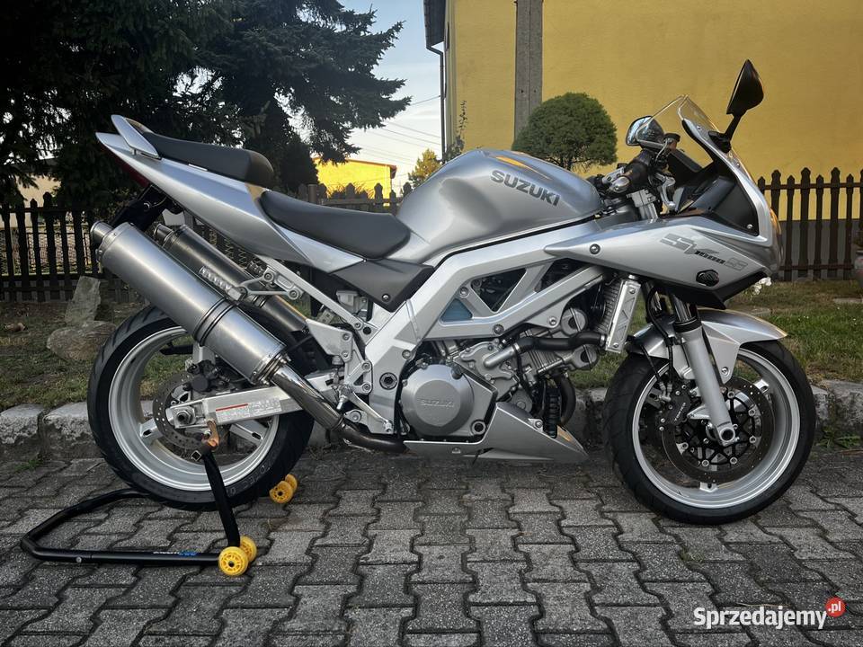 Suzuki Sv1000s mały przebieg zadbany czterosuwowy sprzedam