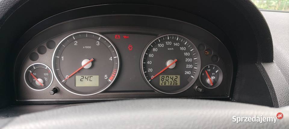 Ford Mondeo 2005 20 TDCi srebrny Mondeo