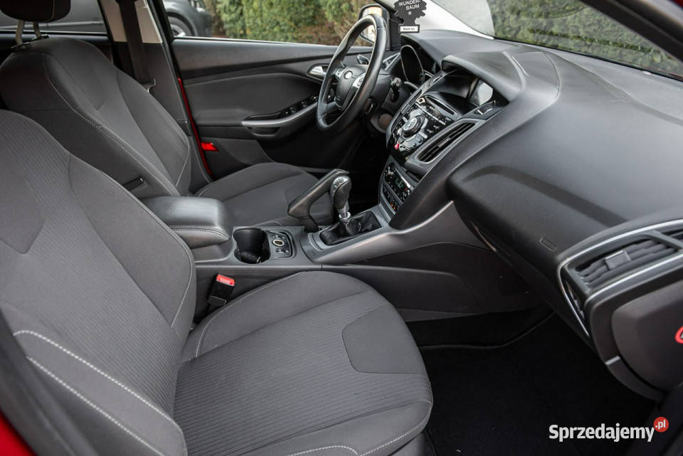 Ford Focus Titanium 16i 150 Manual Full Opłacony aluminiowe felgi Zwoleń