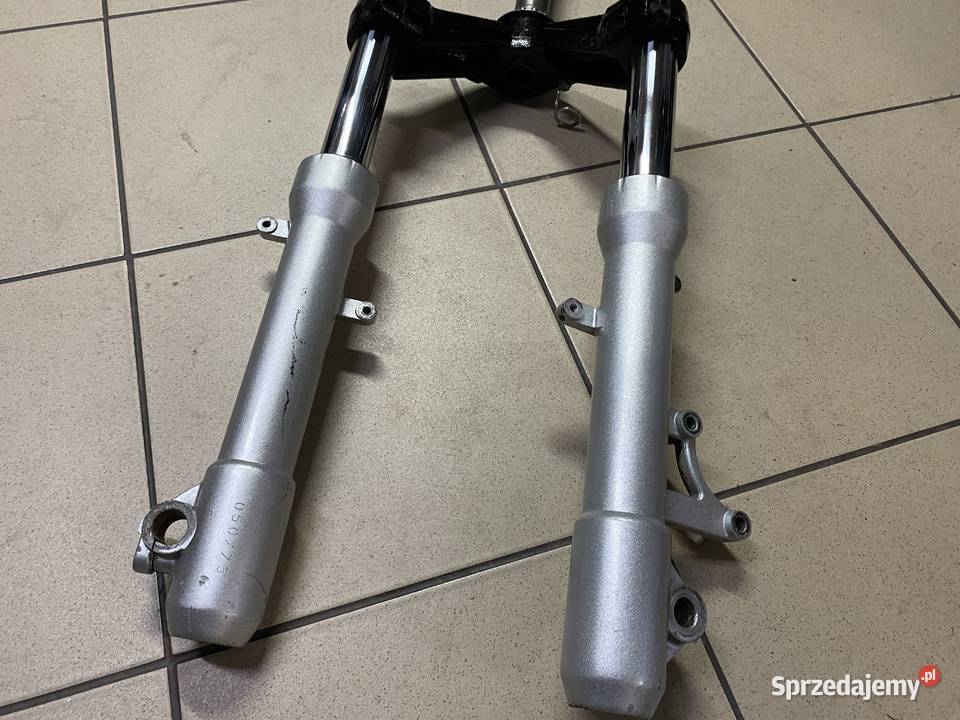 Zawieszenie lagi sztyca przód Peugeot Satelis