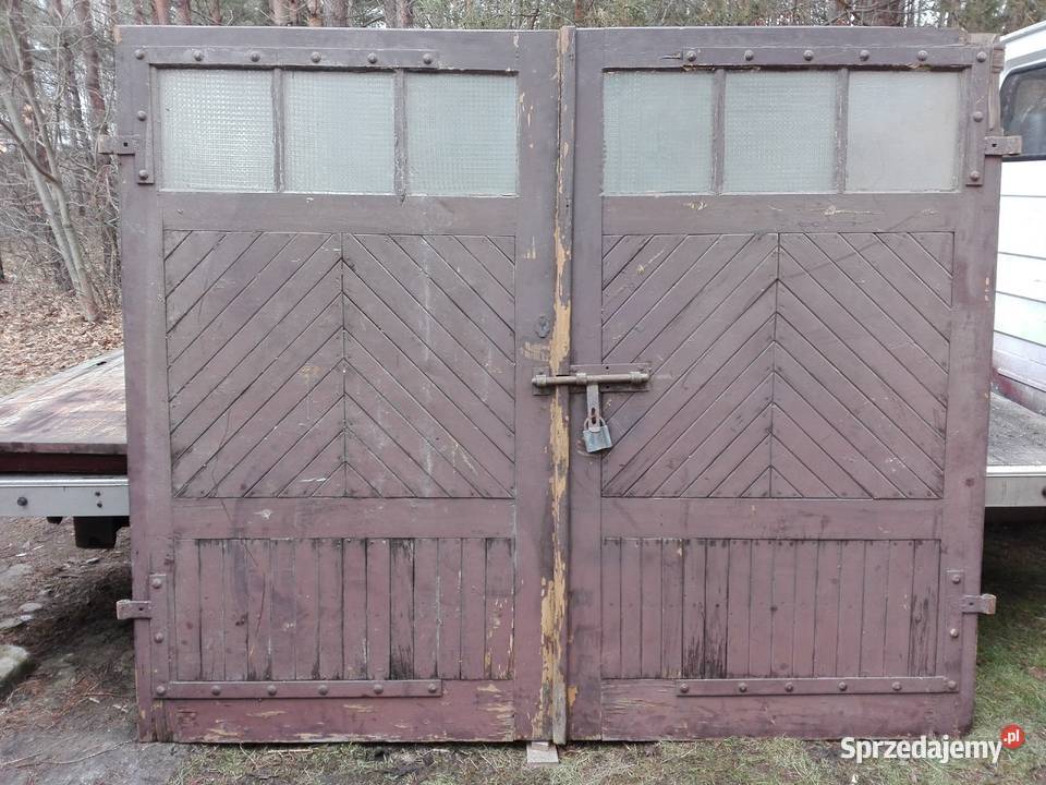 Drzwi garażowe drewniane dwuskrzydłowe brama garaż