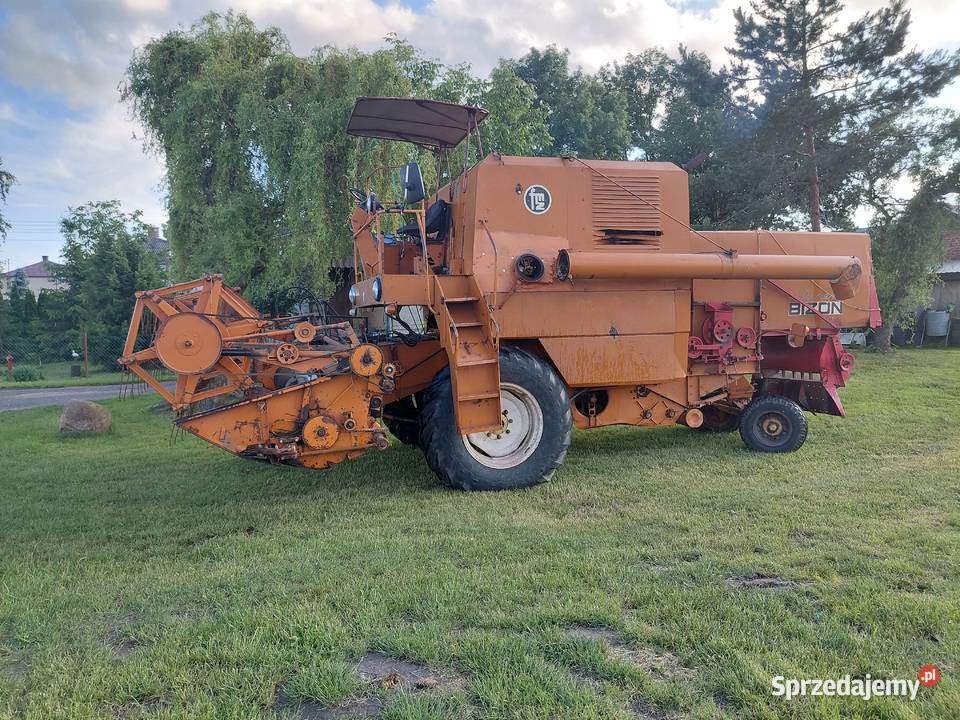 Kombajn bizon z056 remoncie silnik Buśno sprzedam