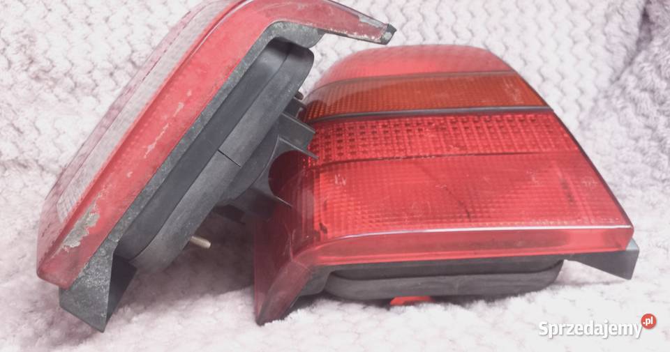 Komplet lamp tylnych lewa i prawa do Volkswagena łódzkie Łódź