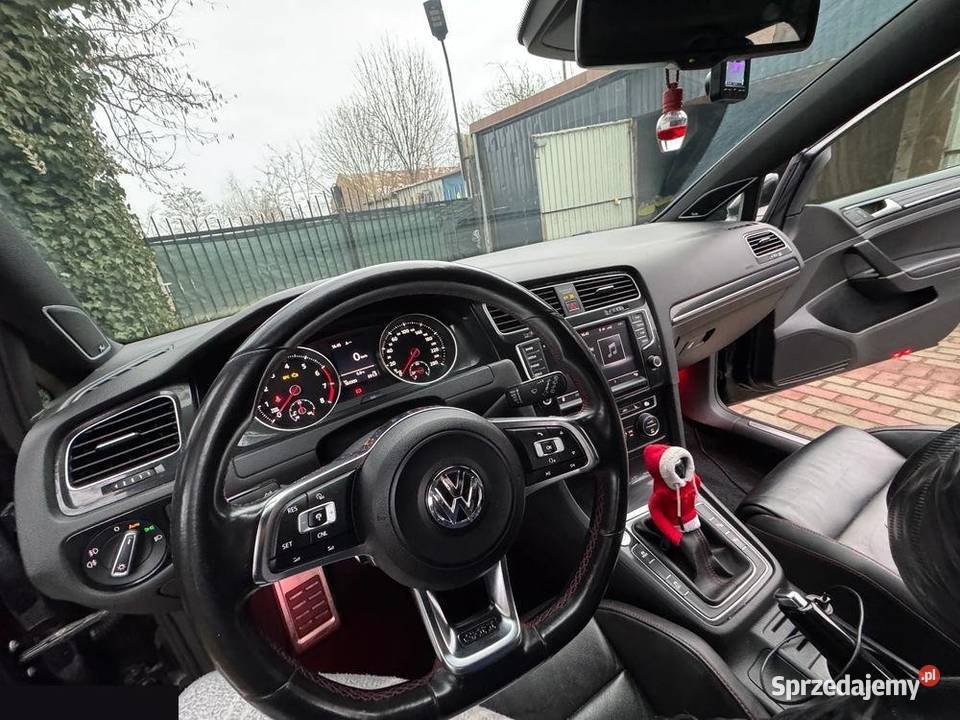 Volkswagen Golf VII 20 TSI BMT GTI 220 2016r łódzkie
