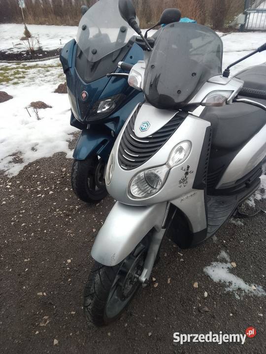 Skutery Piaggio125 Miechów