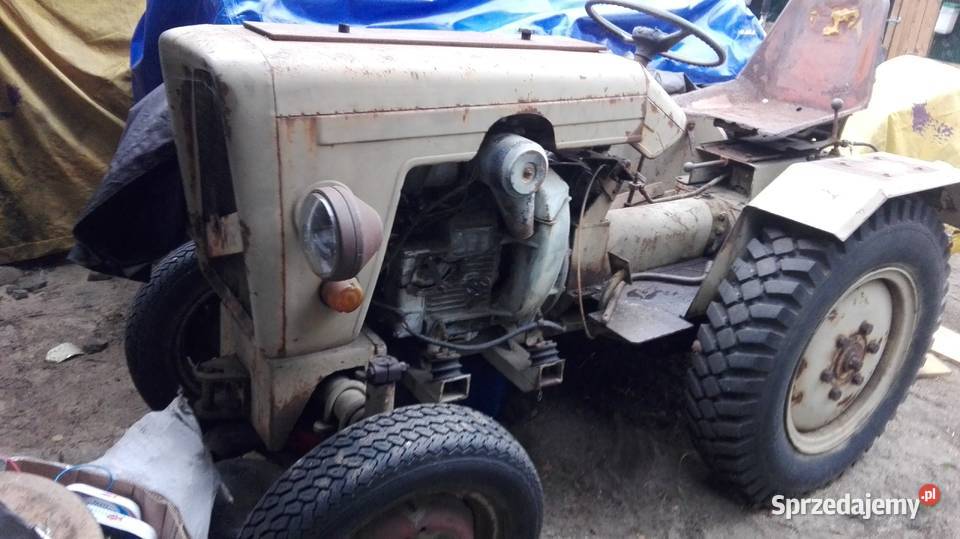 Tur 10D traktorek es Warka