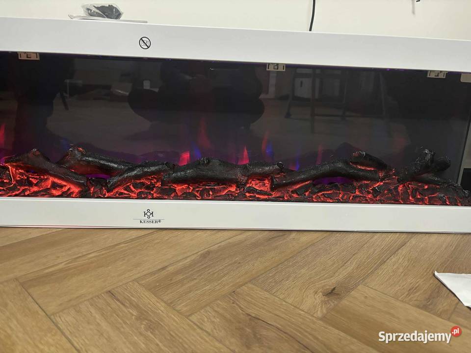 KOMINEK ELEKTRYCZNY LED 3D ŚCIENNY 1800W APP Miechów