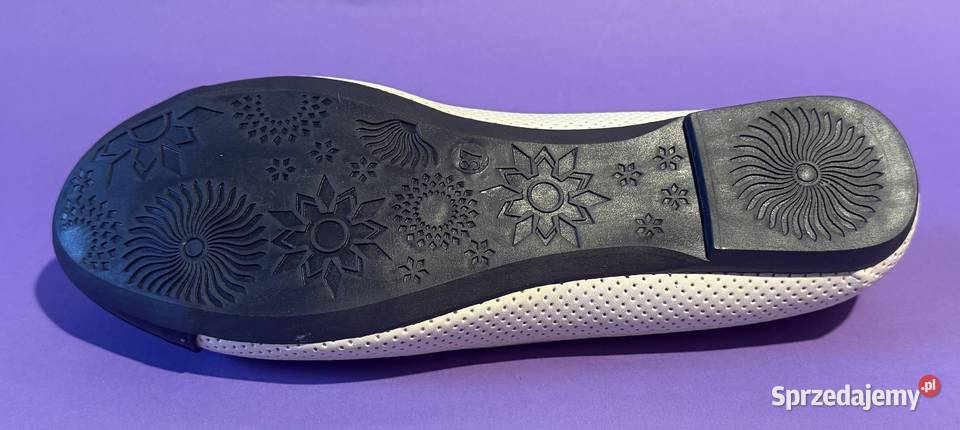 Beżowe baleriny połysk rozmiar 37 BAL9