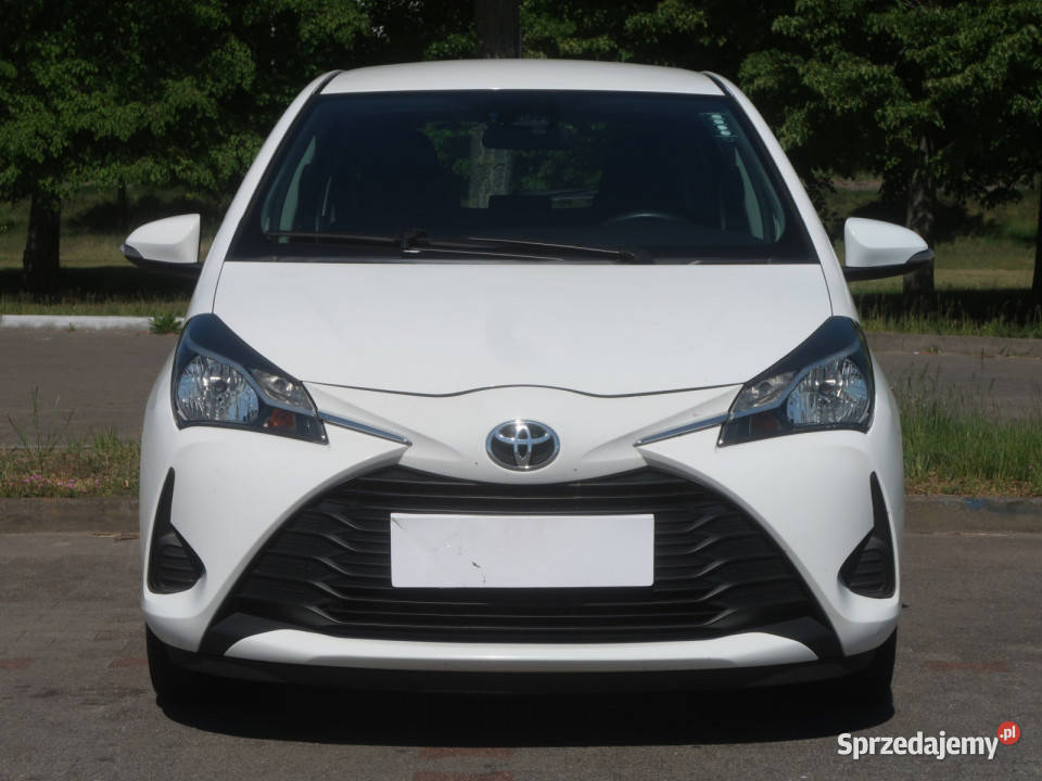 Toyota Yaris 15 Dual VVTi benzyna dolnośląskie Bielany Wrocławskie