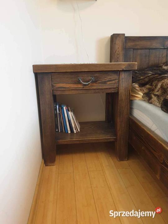 Naturalne oryginalne meble z metalowymi okuciami Bolszewo