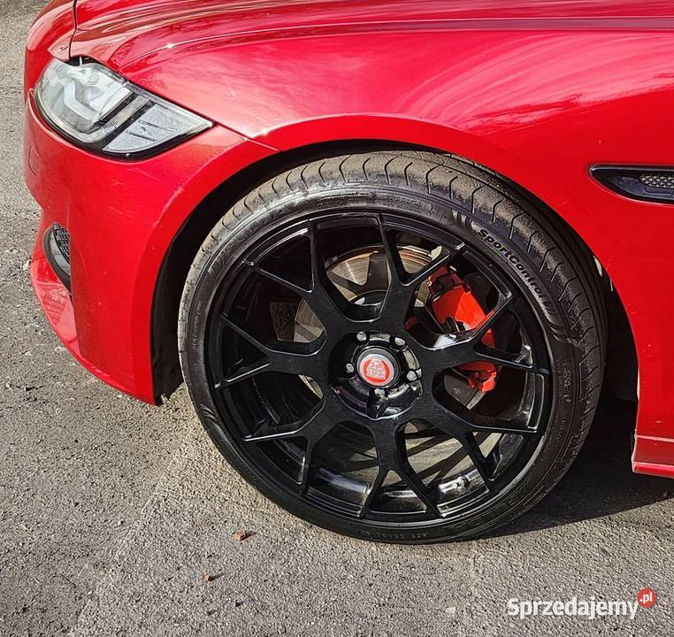Jaguar XF R Sport Black Edition 20 benzyna 240