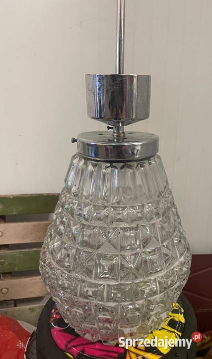 Retro lampa wisząca z 60 tych lat nazwa lampy Lubań