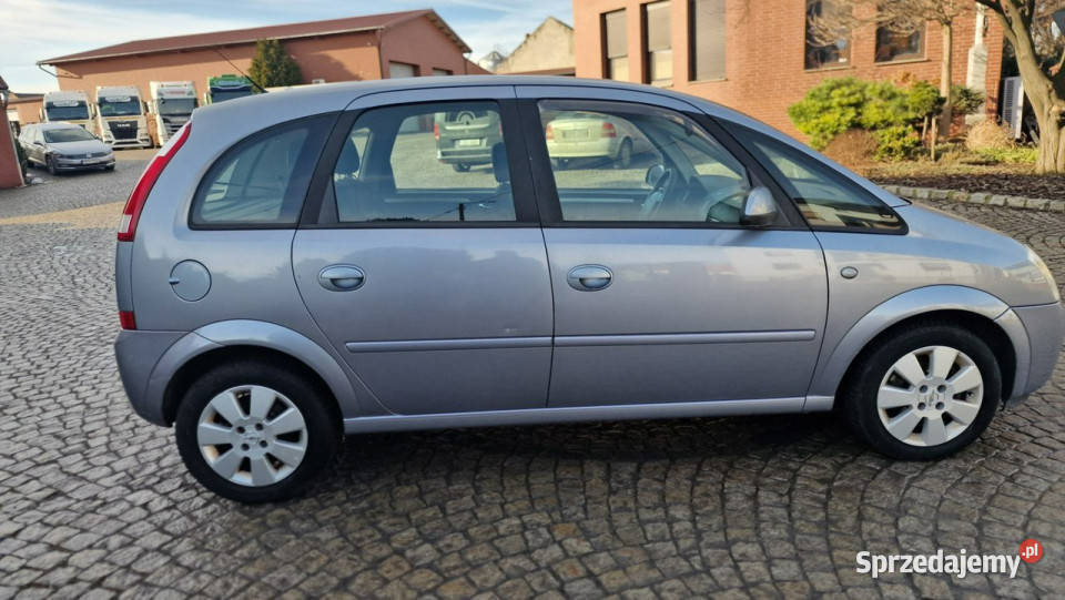 Opel Meriva 16 EcoTec Klimatyzacja hak Radio CD manualna Głogówek