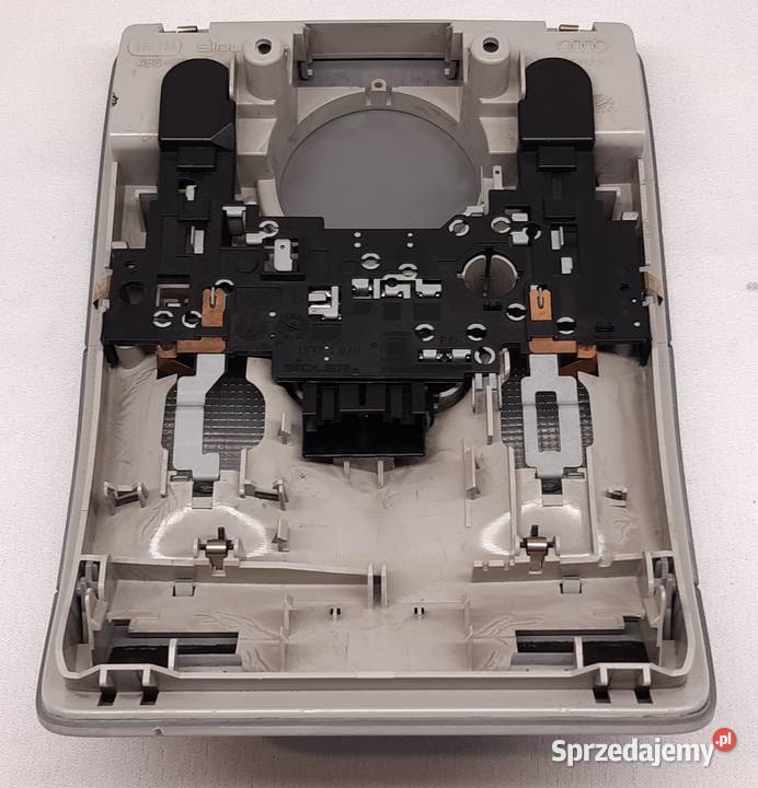 LAMPKA OŚWIETLENIE KABINY AUDI A3 8P 8P0947135D dolnośląskie Mielęcin