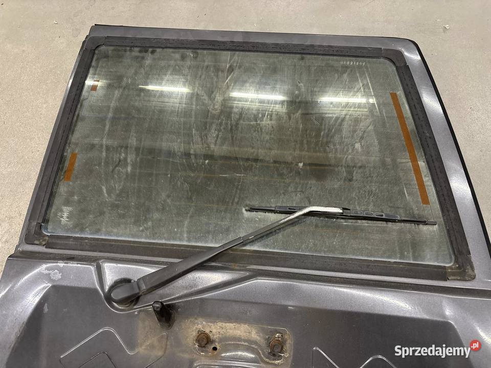 Nissan Patrol Y60 drzwi bagażnika tylne duże Poznań sprzedam