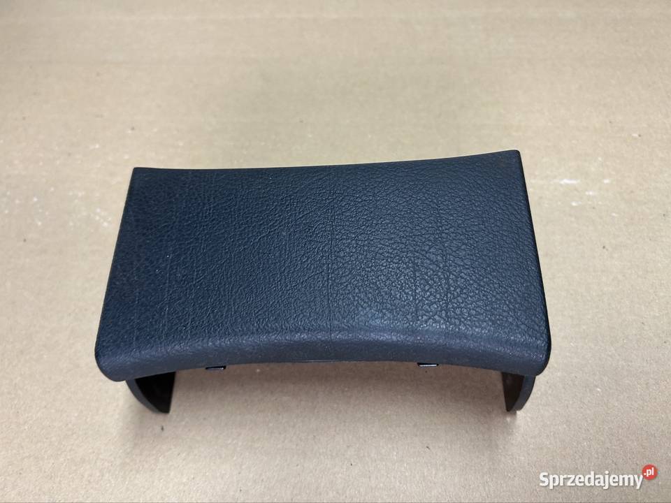 Popielniczka Passat b5 sedan kombi 3b0857961s kujawsko-pomorskie Grudziądz