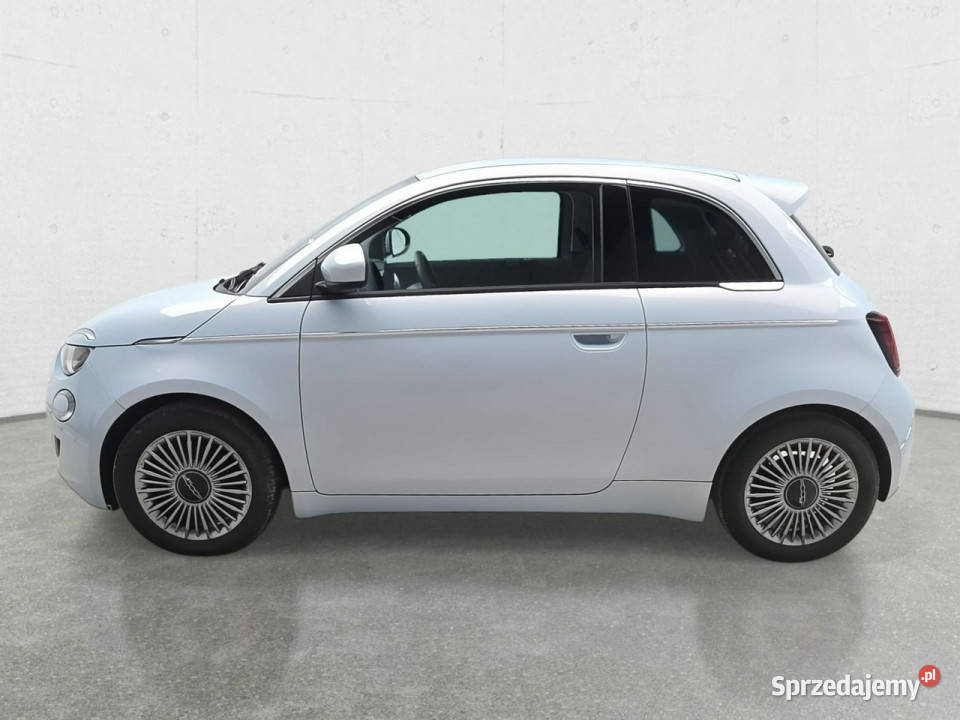 Fiat 500e Komorniki