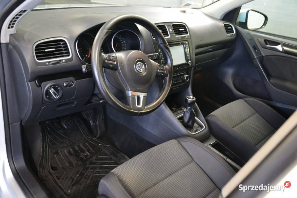 Volkswagen Golf 16 tdi 105 nawigacja parktroniki Kęty