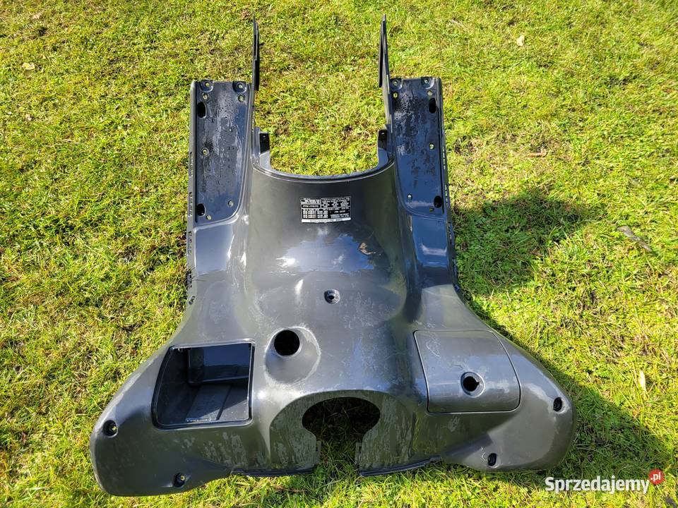 Honda PantheonFES FORESIGHT 125 150 250 kokpit Plastiki Piła