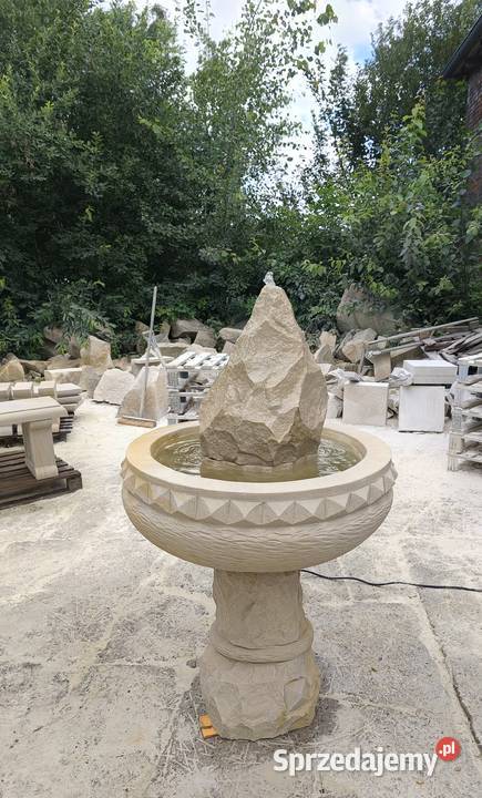 Fontanna z piaskowca kamień naturalny sprzedam