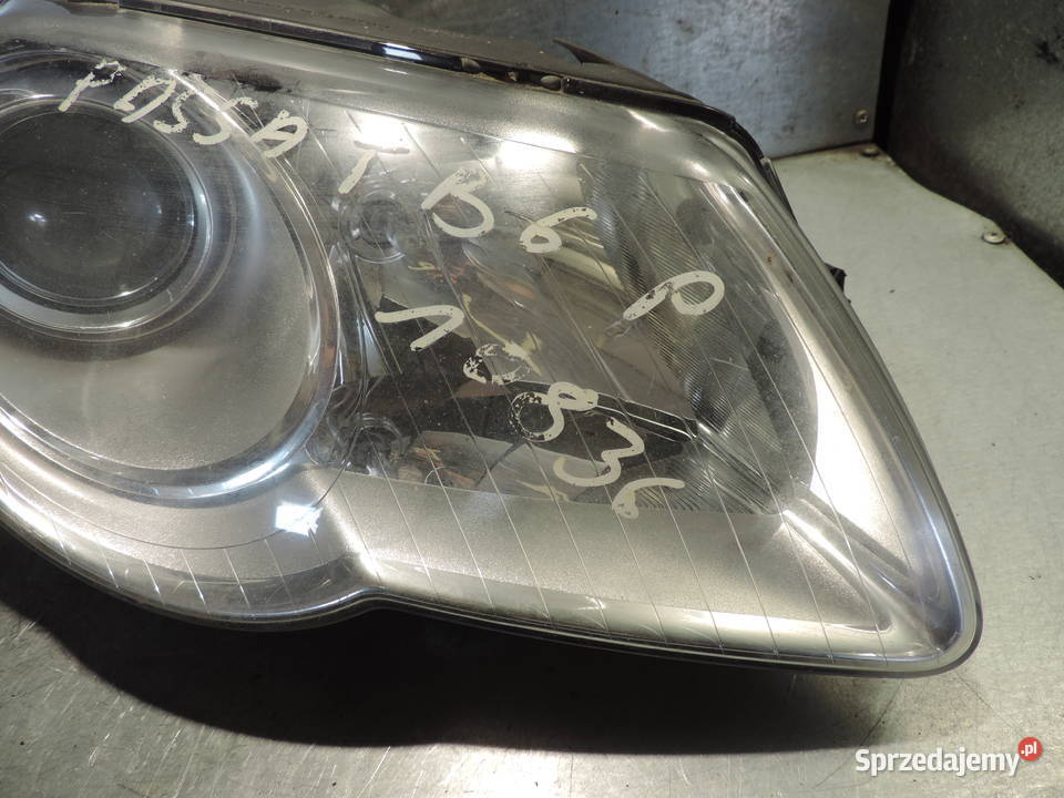 LAMPA PRAWY PRZÓD VW PASSAT B6 EUROPA