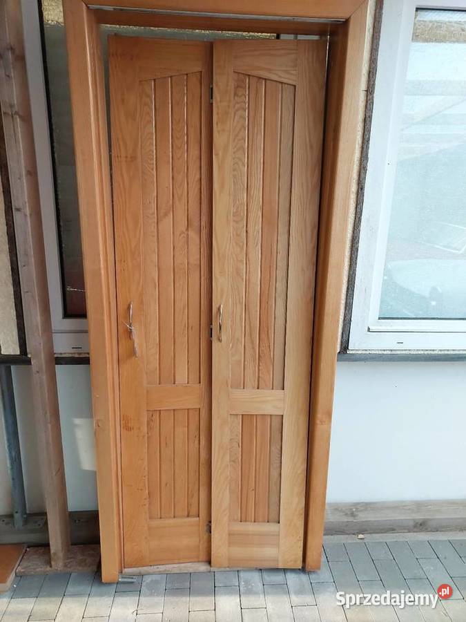 Drzwi jesionowe łamane 207cm Drzwi Konin