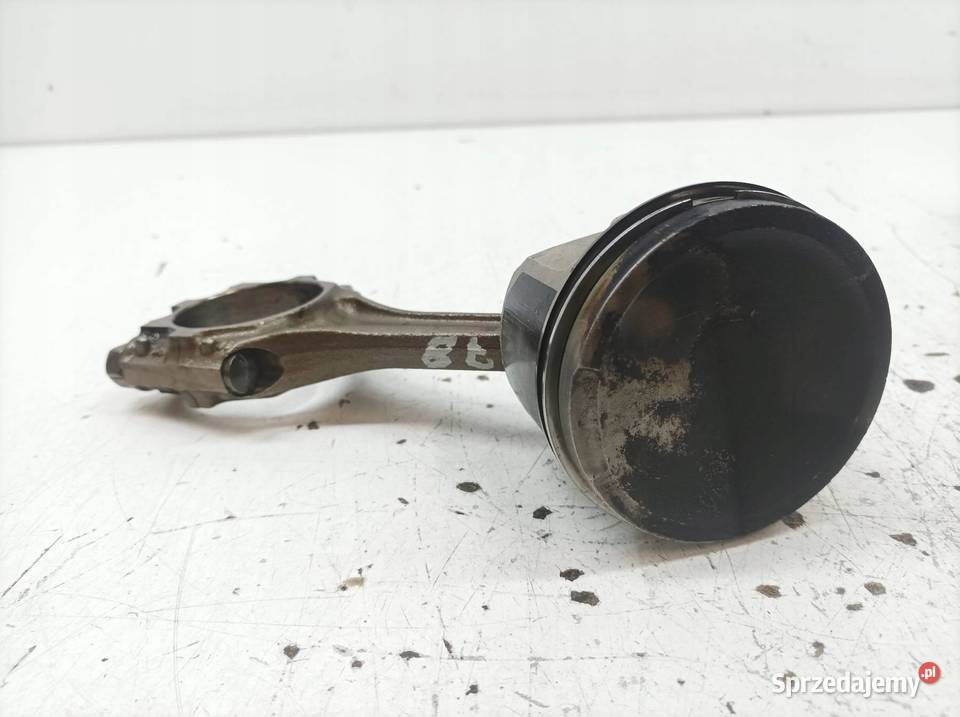 TŁOK KORBOWÓD 81P26 18 20V T Audi A3 I 19962003 Rok produkcji 1998 świętokrzyskie
