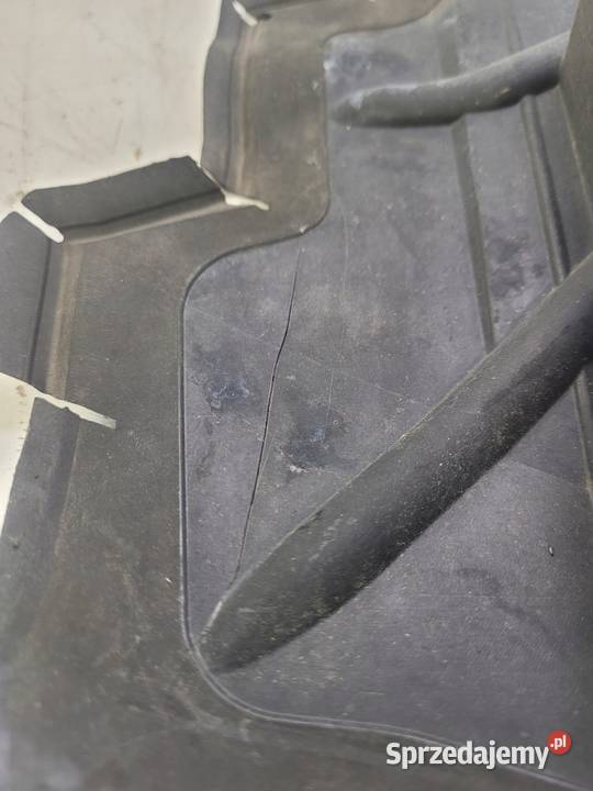 KIEROWNICA POWIETRZA LEWA AUDI A4 B8 8K9121283C osobowe śląskie Przystajń