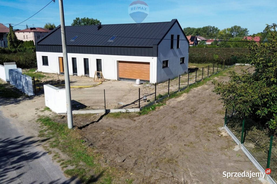 Działka budowlana 660m2 w centrum Skierniewic 22m Sprzedaż łódzkie Skierniewice