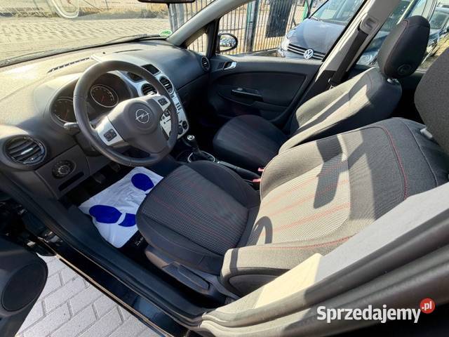 12 Benzyna 4 cylindry Panorama Klima Alu 4drzwi czujnik deszczu Lębork