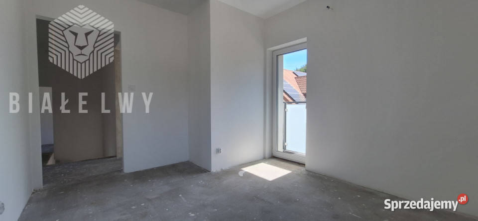 Dom szeregowy 19248m2 Długa Kościelna Powstania