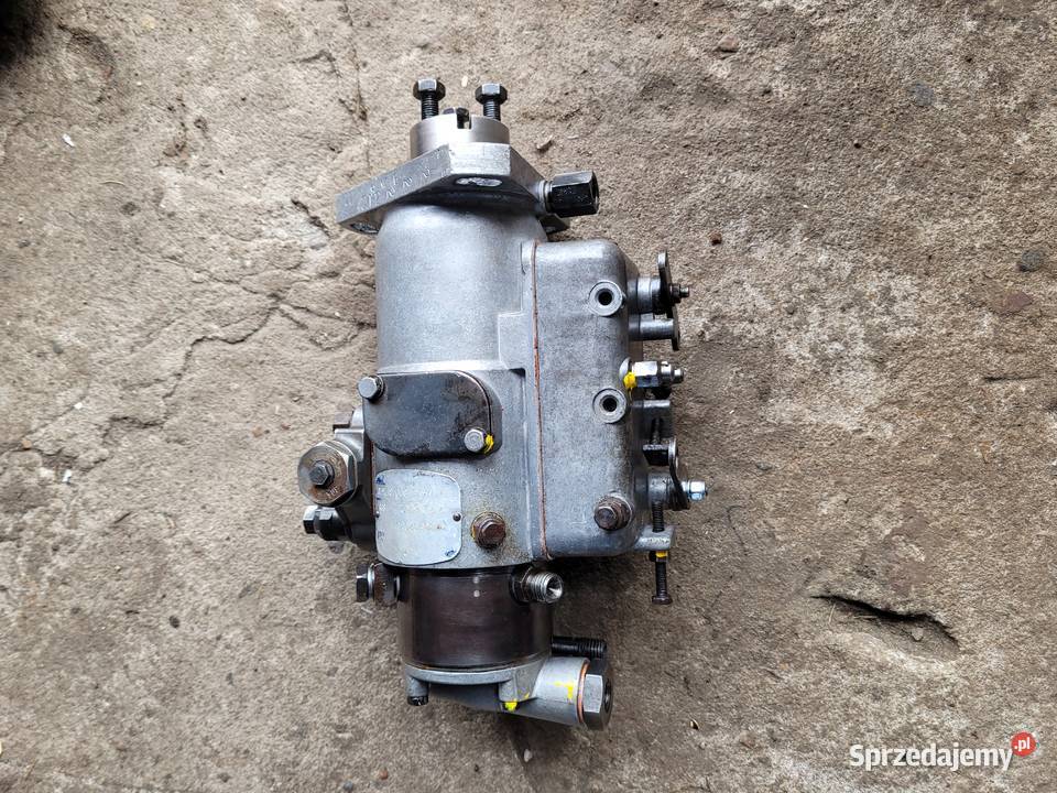 Pompa wtryskowa ursus c360 3p 2812 3512 MF 255