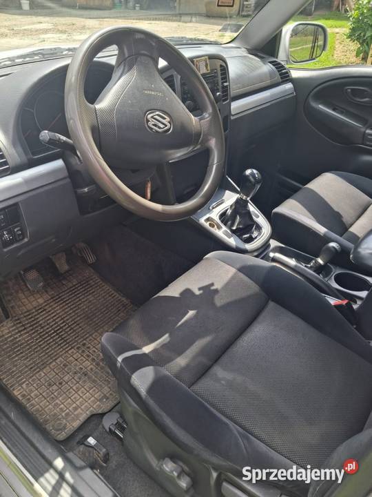 Suzuki Grand Vitara 20hdi 2004r diesel Gromnik sprzedam