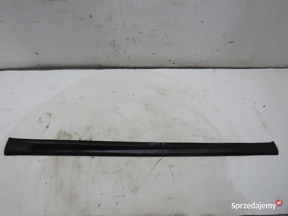 LISTWA PROGOWA PRAWA 4X4 SWIFT MK7 Listwy i nakładki sprzedam
