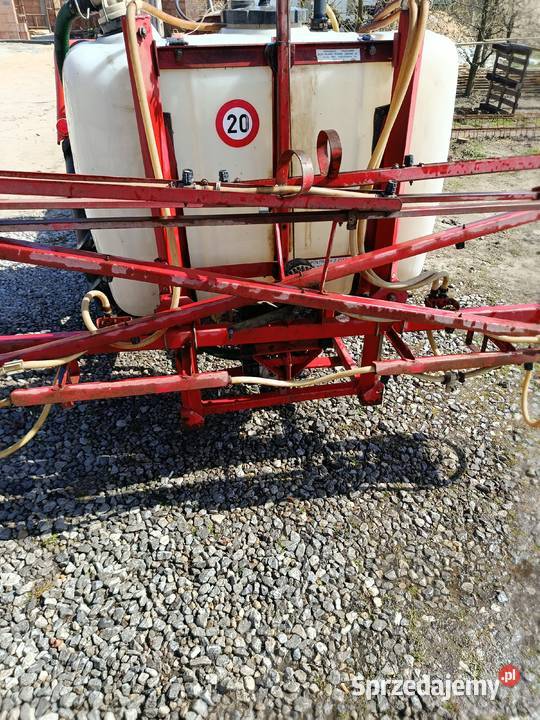 Opryskiwacz zawieszany Pilmet 300 litrów Grójec