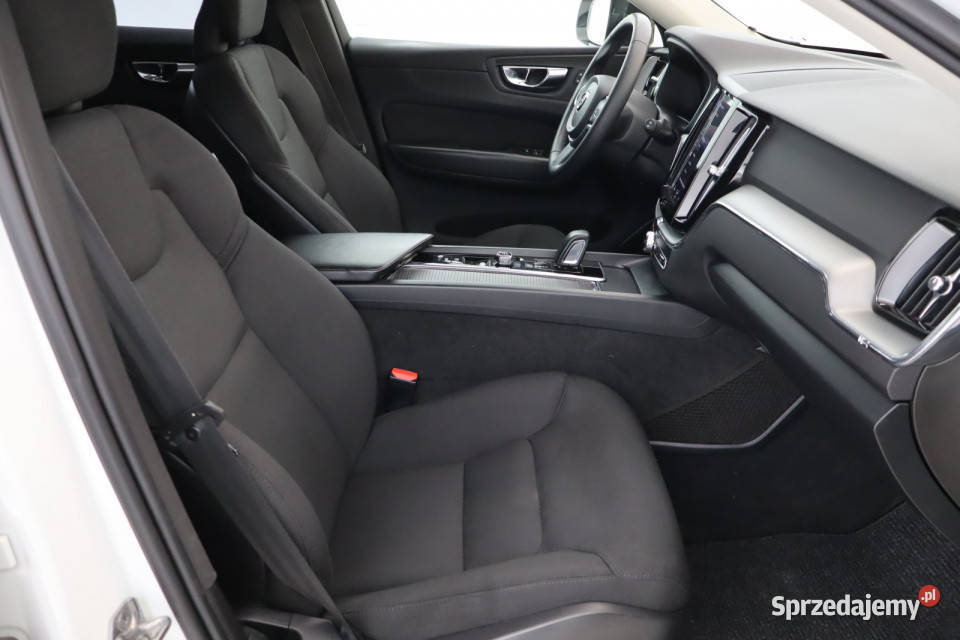 Volvo XC60 T8 Twin Engine światła do jazdy dziennej Zabrze