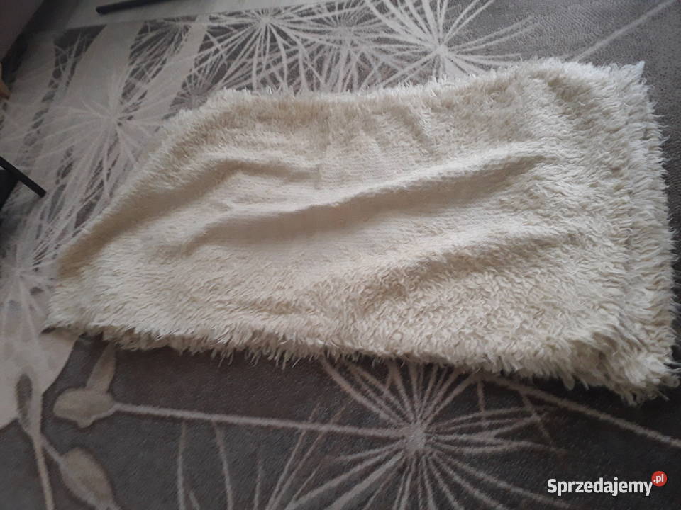 narzuty na fotele 100 wełny 160x70 biały sprzedam
