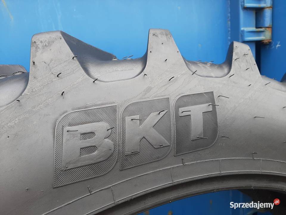 Opona używana rolnicza 32090R50 124R50 BKT 50cale Zaścianki