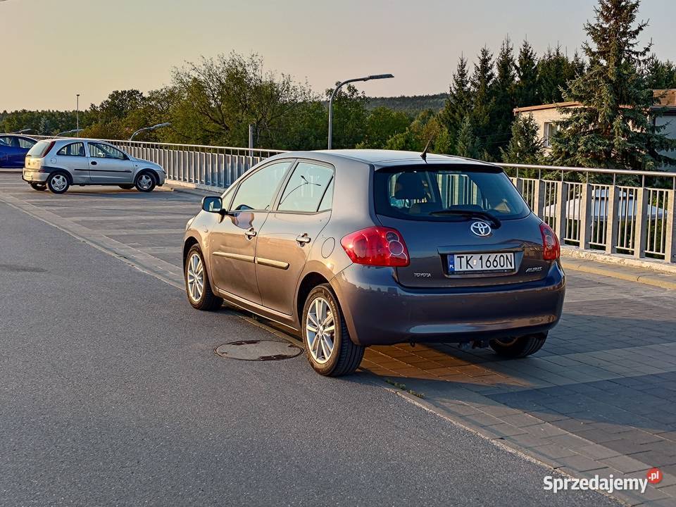 Toyota Auris E15 20 D4D 2009 Kielce sprzedam