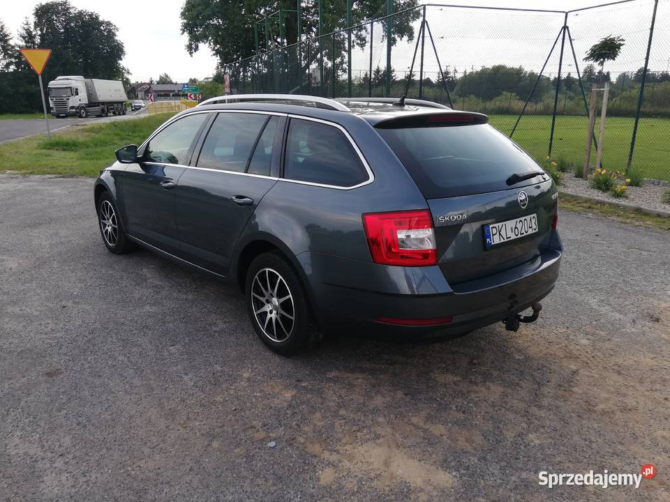 Skoda Octavia 2018 Lift Hak Benzyna Kombi autoalarm Sompolno sprzedam
