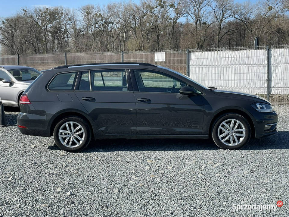 Volkswagen Golf 16 TDi DSG Comfortline 2019r 55 bluetooth Wojkowice