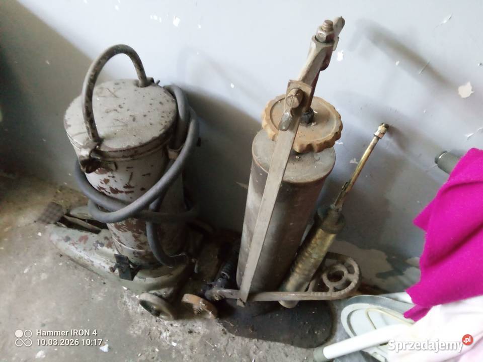 Smarownica towotnica mix garaż wystrój PRL Narzędzia warsztatowe Przemyśl