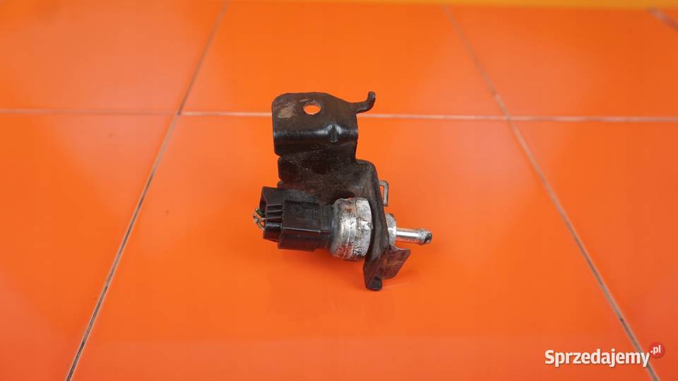 TRAFIC III VIVARO 16 DCI 16r 116 czujnik Suków