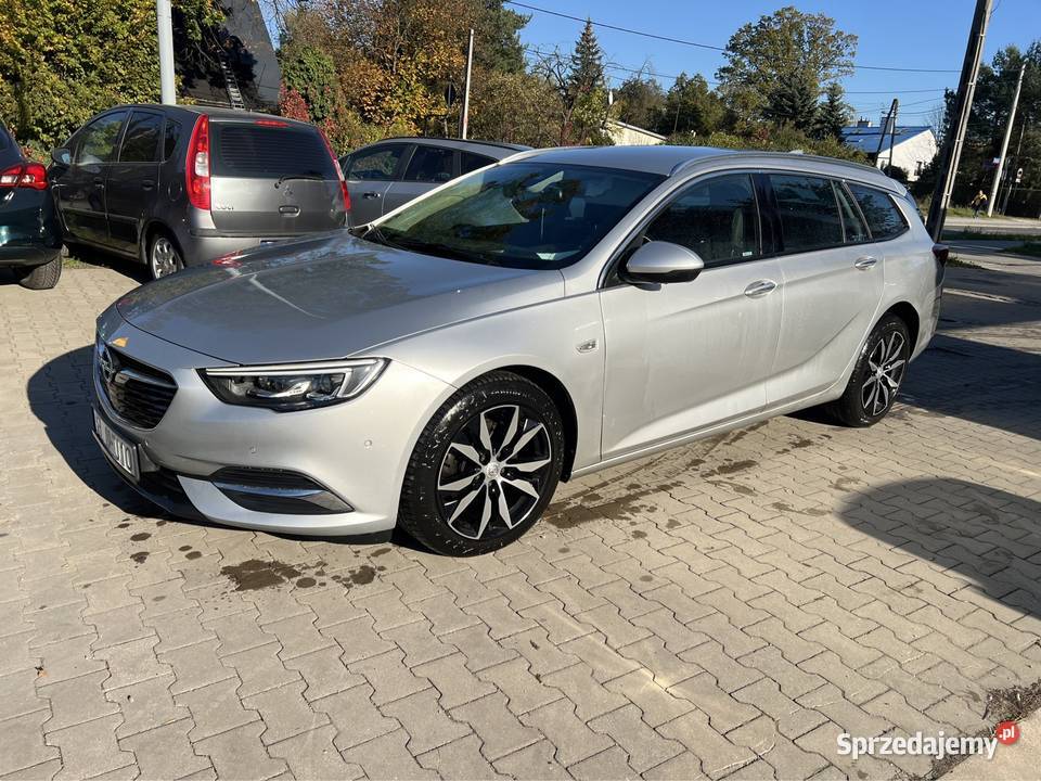 Opel Insignia mały przebieg 4x4 AGR Kamery 360 Led NAVI full opcja