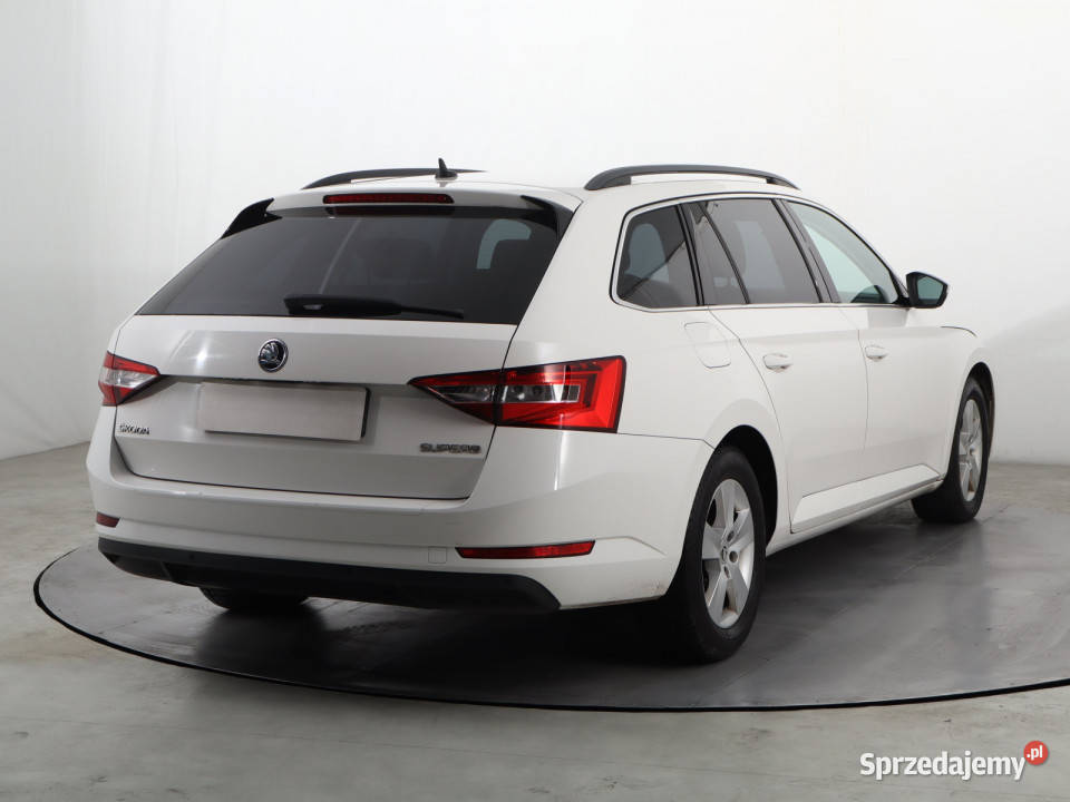 Skoda Superb 20 TDI