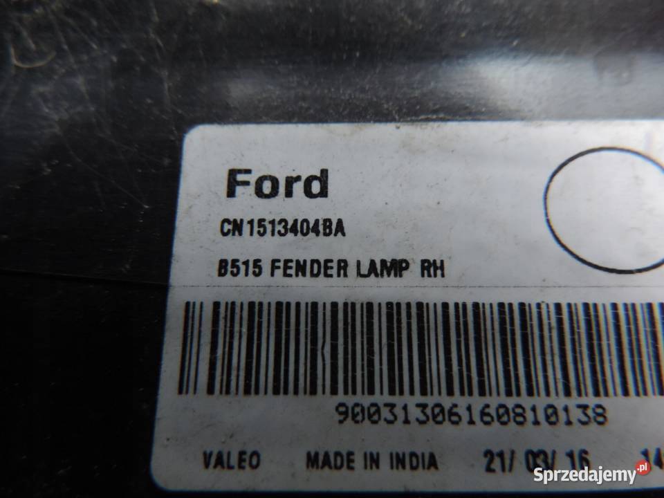LAMPA PRAWY TYŁ FORD ECOSPORT II 2 MK2 Lampy przednie sprzedam