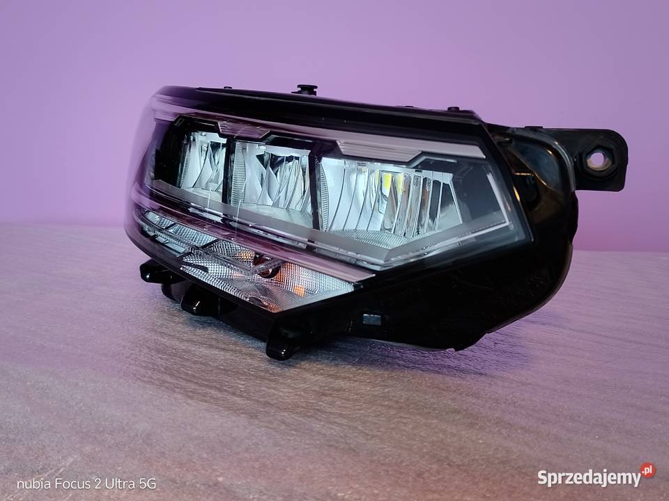 VW Passat prawa lampa 3G1941036Q