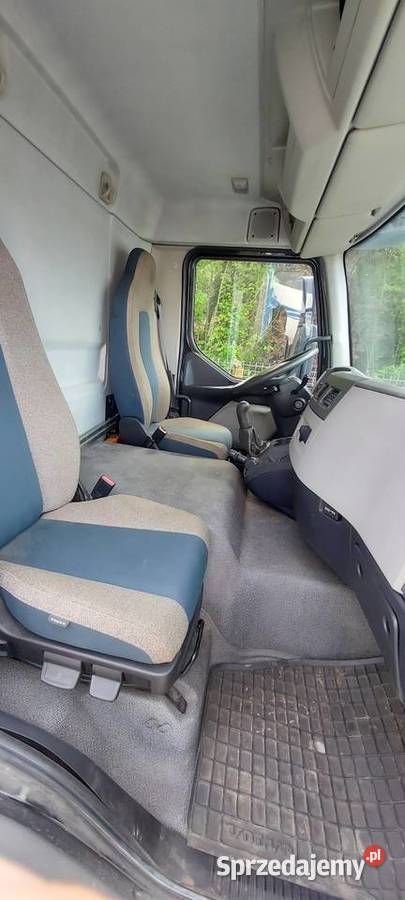 Volvo FL 210 liftingu uszkodzony silnik diesel