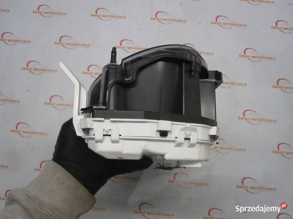 OUTLANDER LIFT II 11r licznik zegary 8100B623